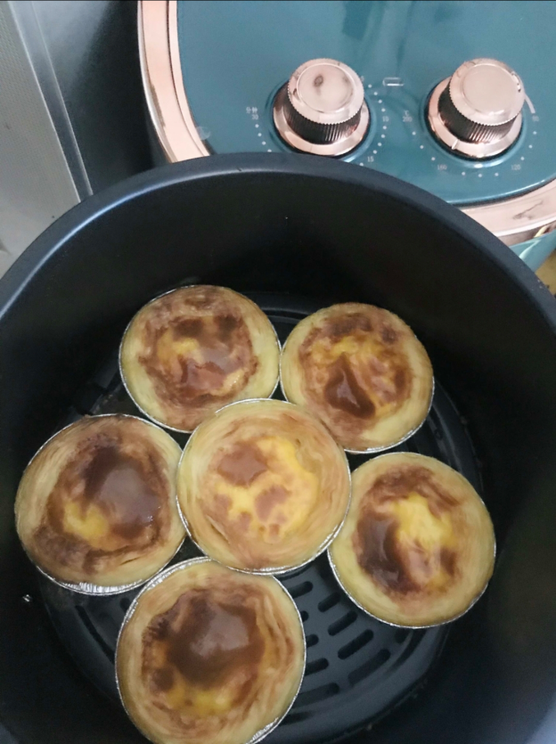 做抖音可以选择空气炸锅这个领域，涨粉快变现快，大众美食流量大-老胡轻创社